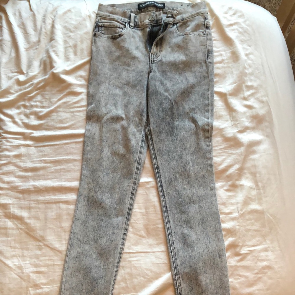 Express Jeans - Picture 3 of 9